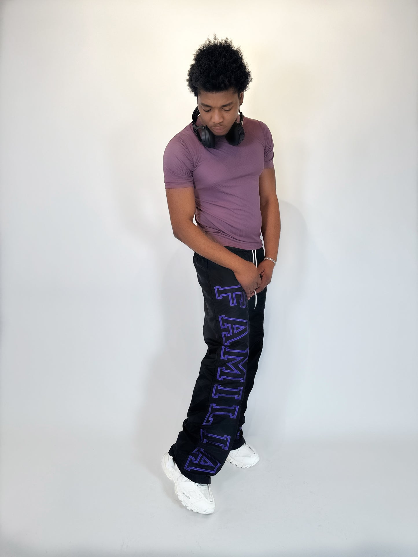 BXIFAMILIA ‘Pro-style’ baggy-like luxury pants.